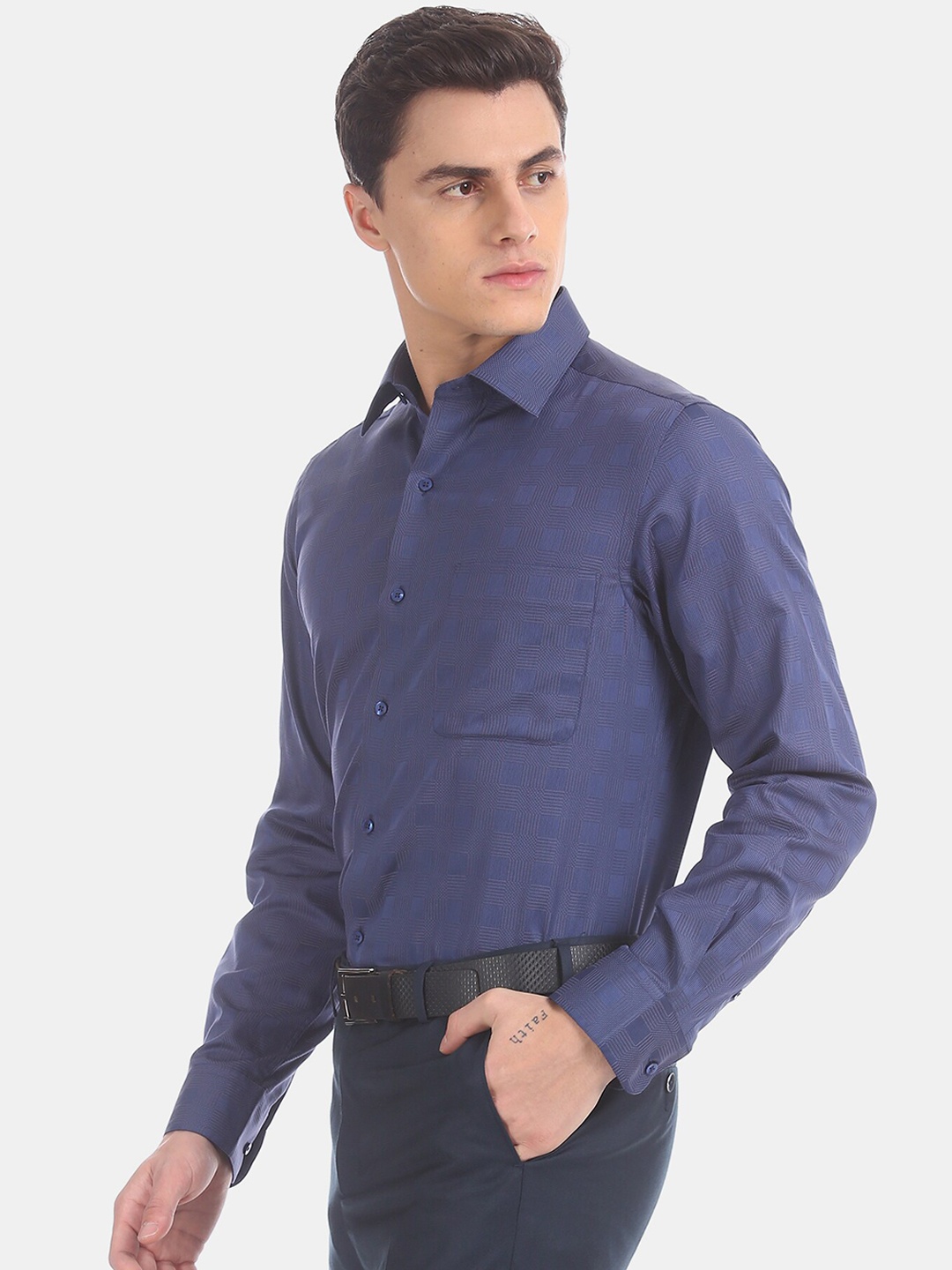 

Arrow Men Blue Regular Fit Self Design Casual Shirt