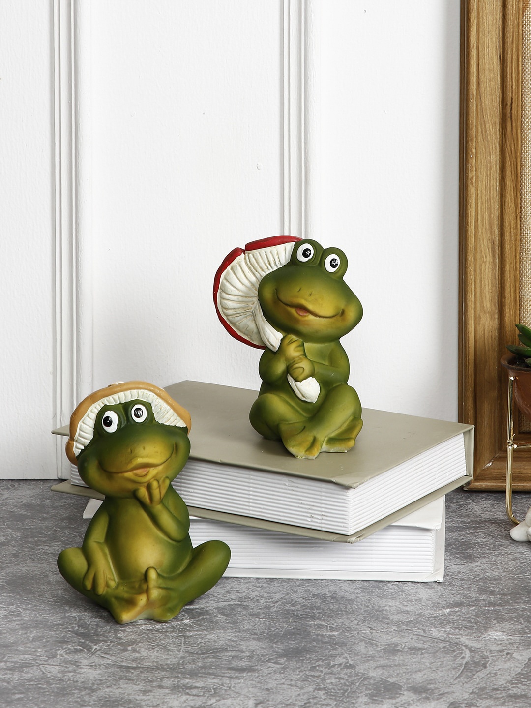 

TAYHAA Set Of 2 Mushroom Frog Showpieces, Green