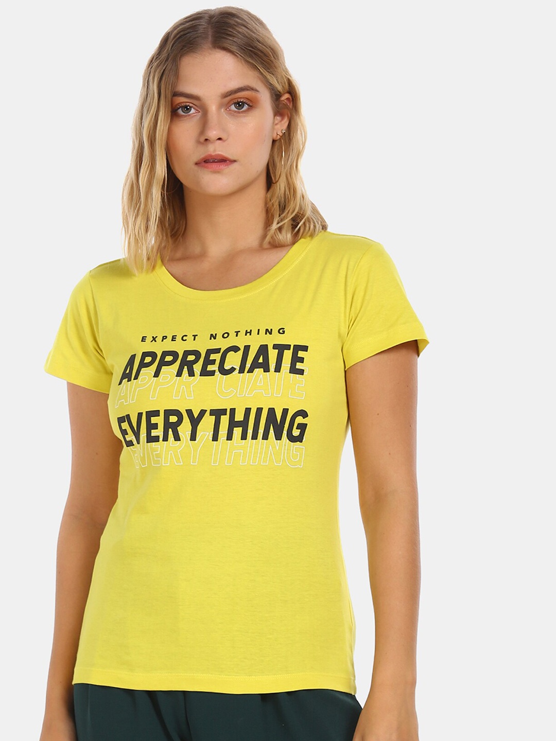 

Sugr Women Yellow Printed Round Neck Cotton Pure Cotton T-shirt