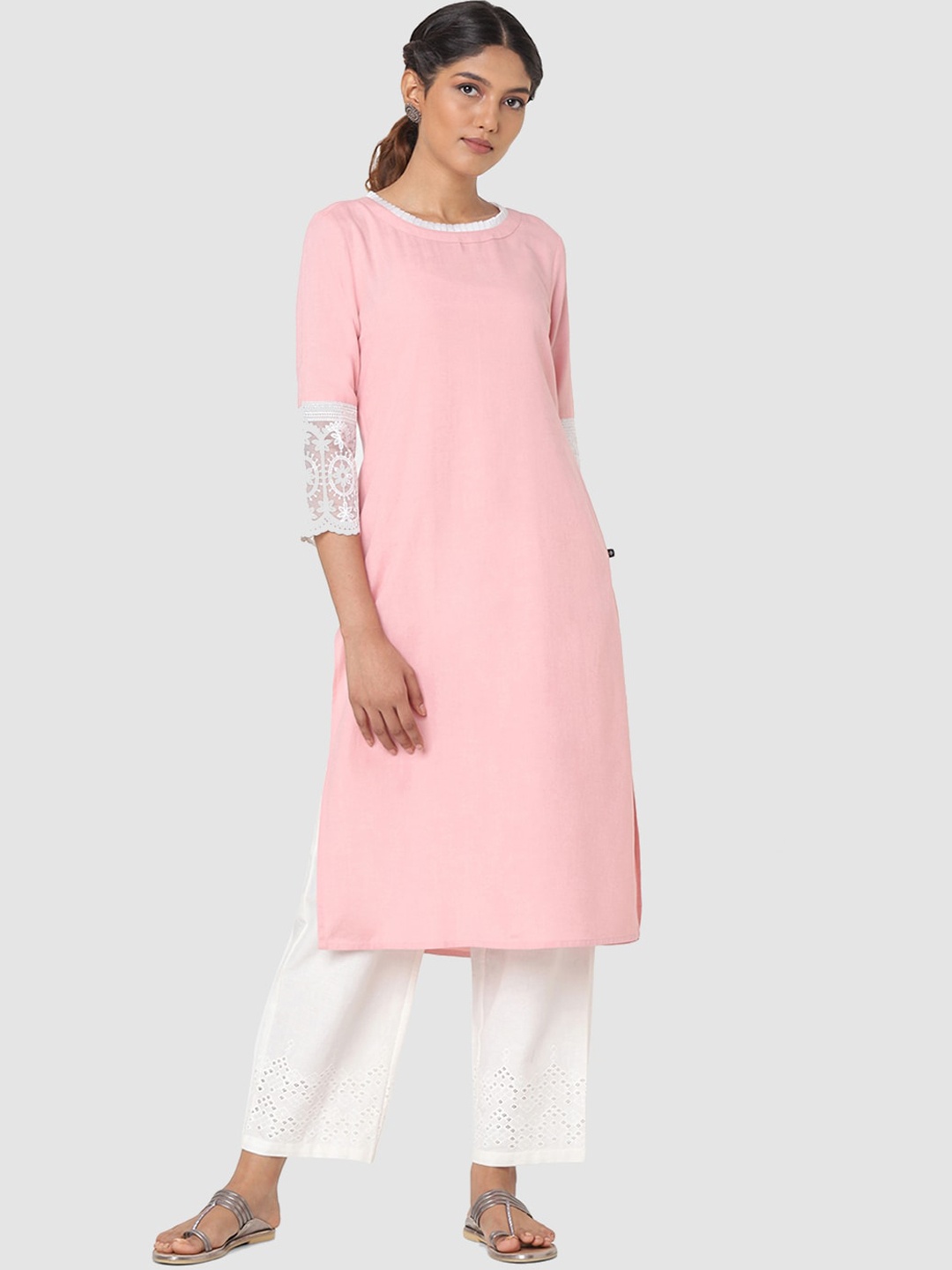 

Naari Women Pink Kurta with Lace Detailed Sleeves