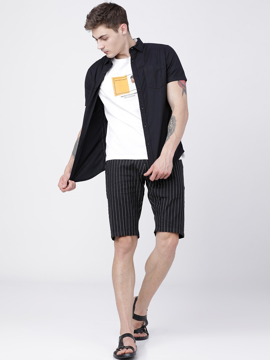 

HIGHLANDER Men Black Striped Slim Fit Regular Shorts