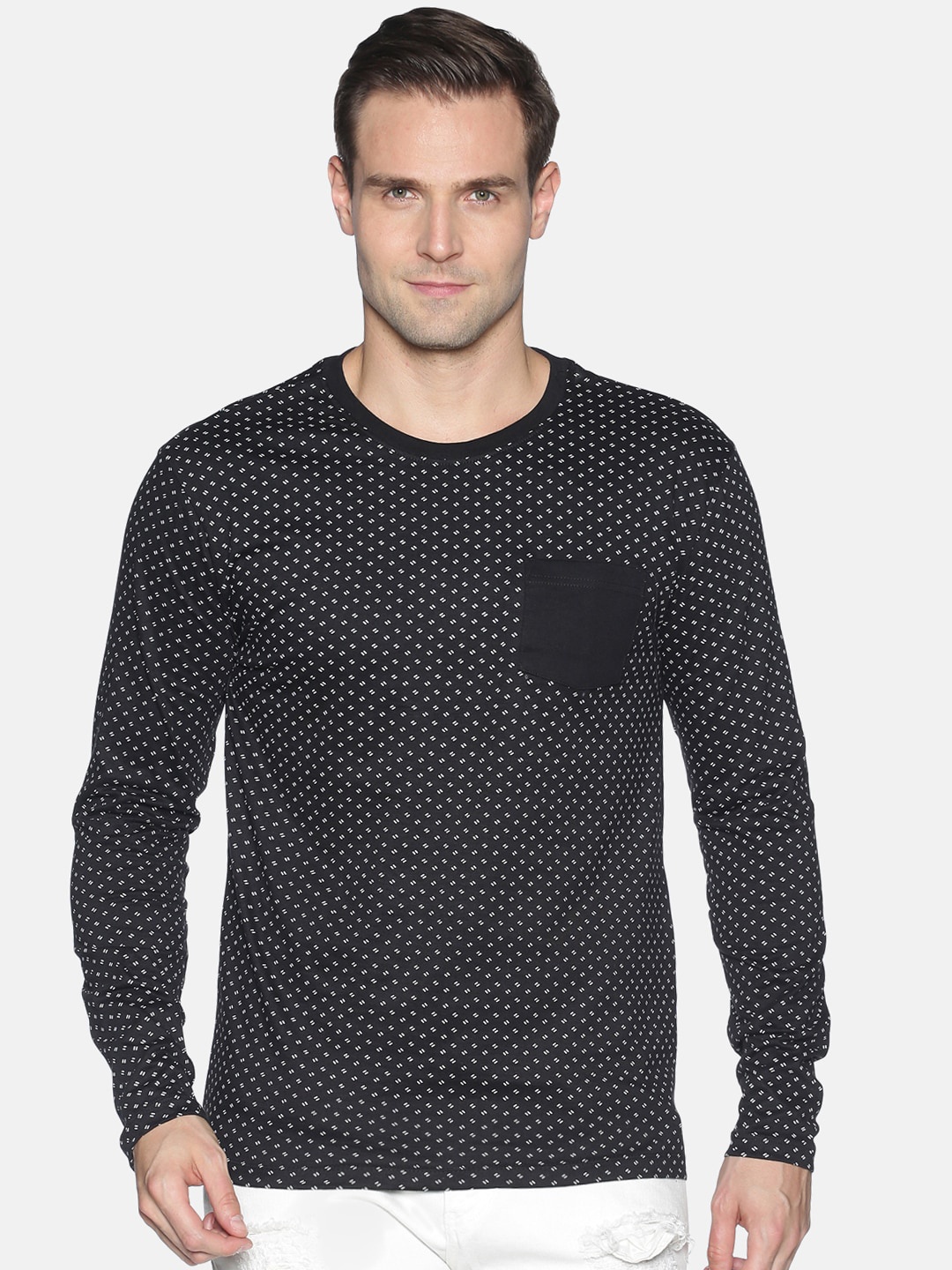 

UrGear Men Black Printed Round Neck Cotton Pure Cotton T-shirt