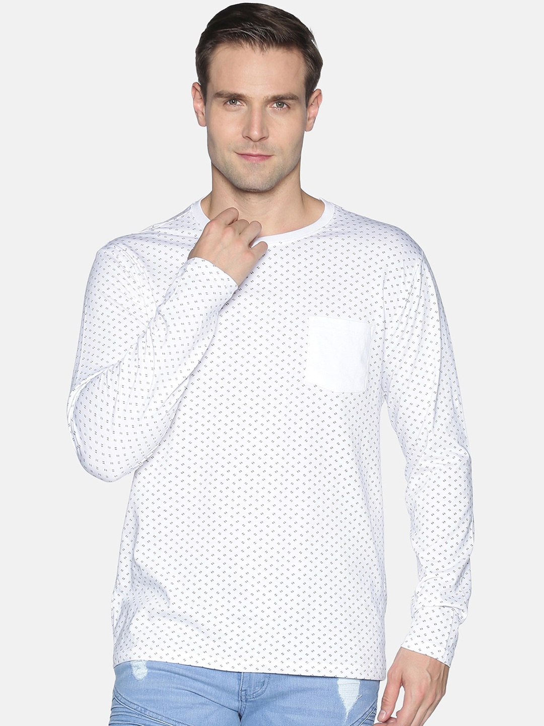 

UrGear Men White Printed Round Neck Pure Cotton T-shirt