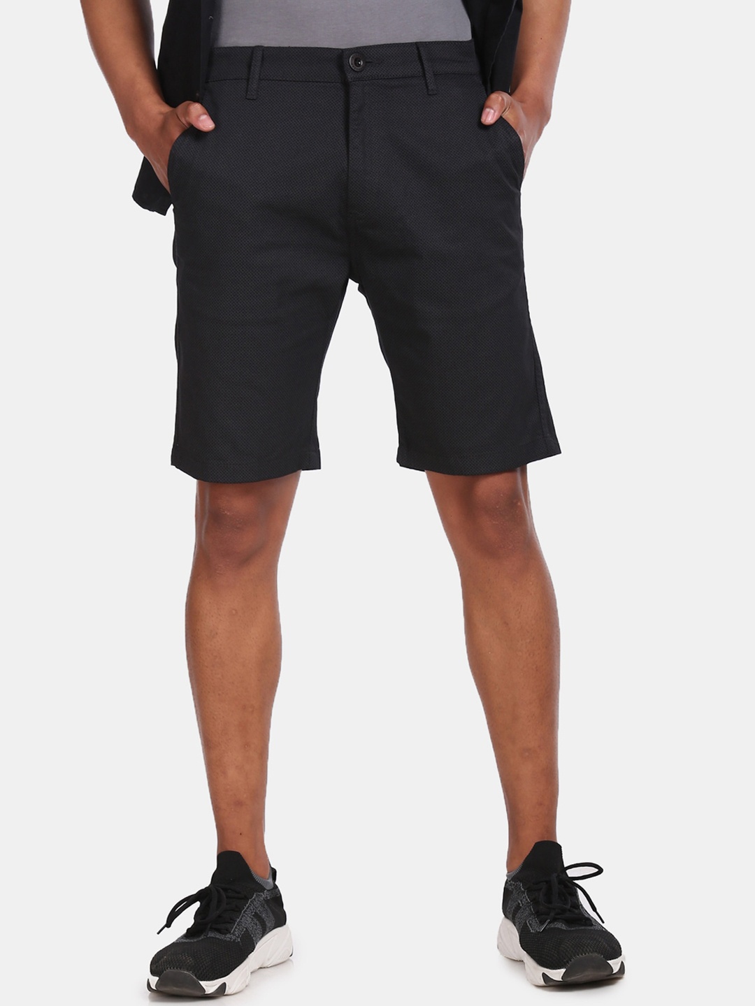Ruggers Men Charcoal Solid Regular Fit Regular Shorts