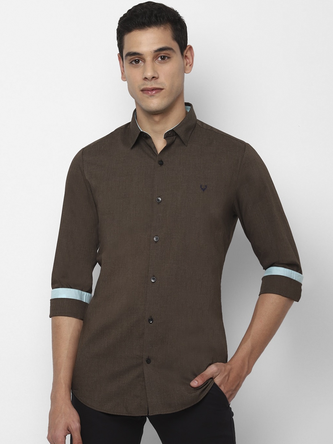 

Allen Solly Men Brown Slim Fit Self Design Casual Shirt