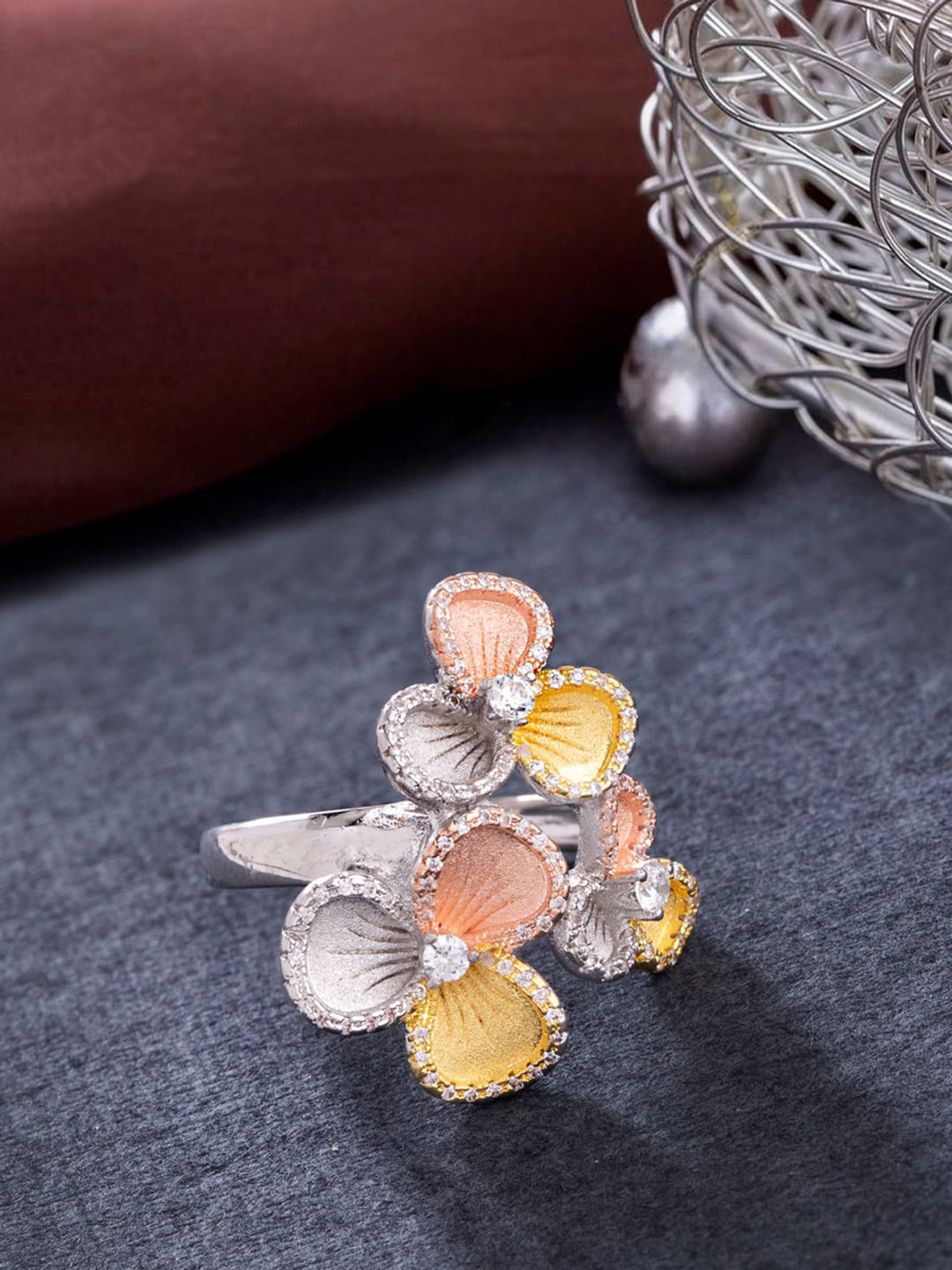

Voylla Silver-Toned & Pink CZ-Studded Petals Motifs Finger Ring