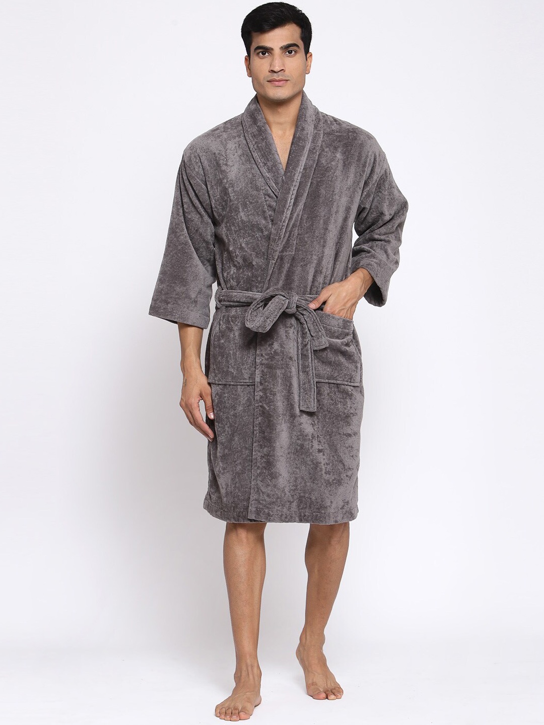 

MYTRIDENT Men Grey Solid Bath Robe