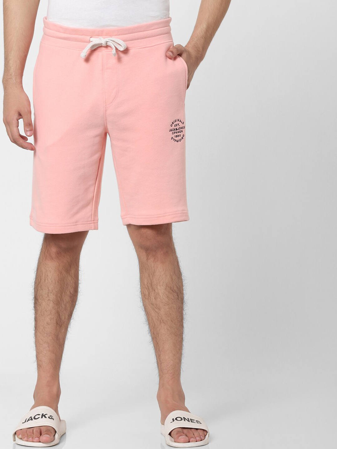 Jack & Jones Men Peach-Coloured Solid Regular Fit Regular Shorts
