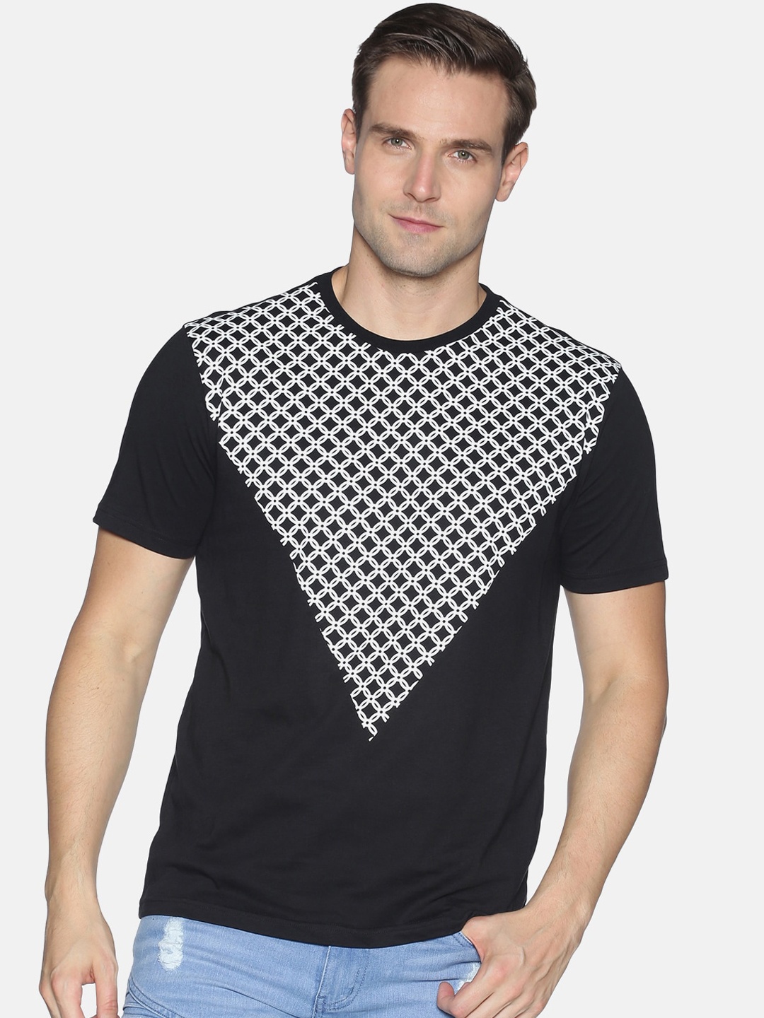 

UrGear Men Black Printed Round Neck Pure Cotton T-shirt