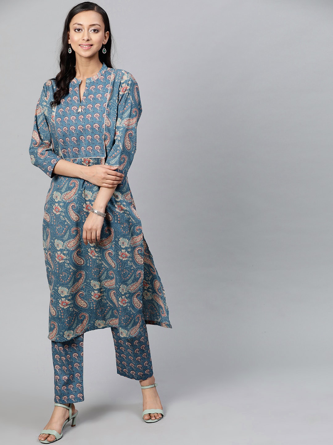 

STREET 9 Women Blue Printed Kurta with Trousers