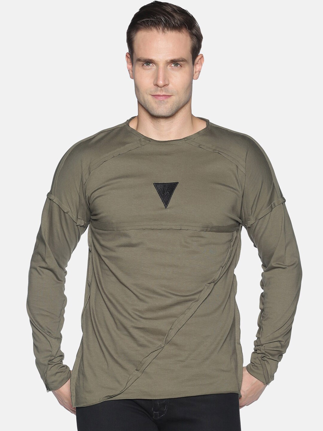 

UrGear Men Green Solid Round Neck Pure Cotton T-shirt