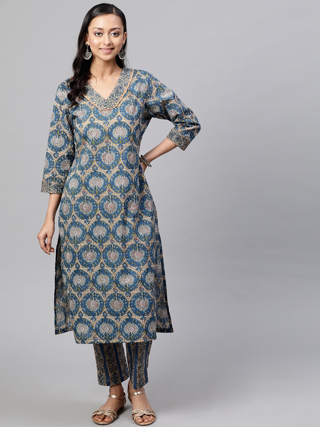 

STREET 9 Women Blue & Grey Printed Kurta with Trousers