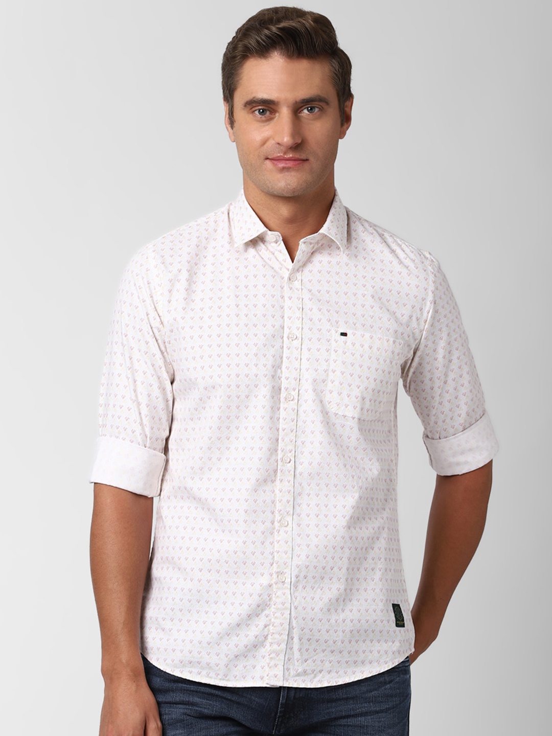 

Peter England Casuals Men White Slim Fit Printed Casual Shirt