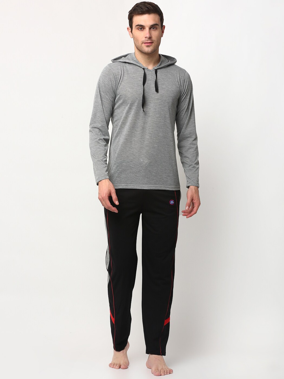 

VIMAL JONNEY Men Grey Melange & Black Solid Night suit