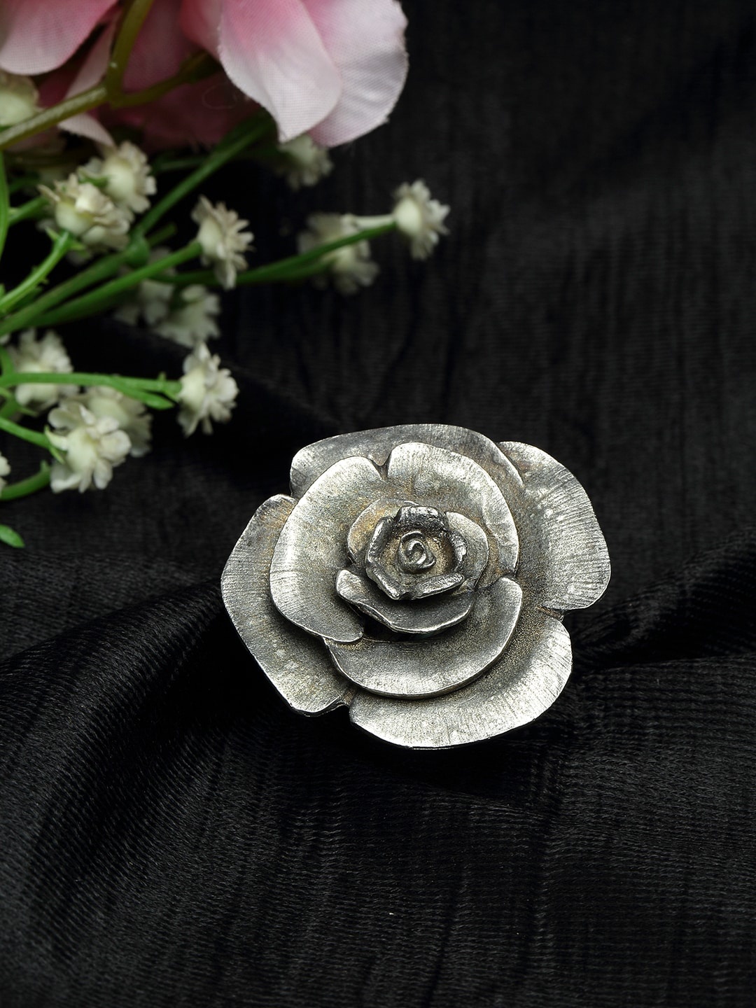 

Moedbuille Floral Design Oxidised Silver Plated Handcrafted Antique Finger Ring
