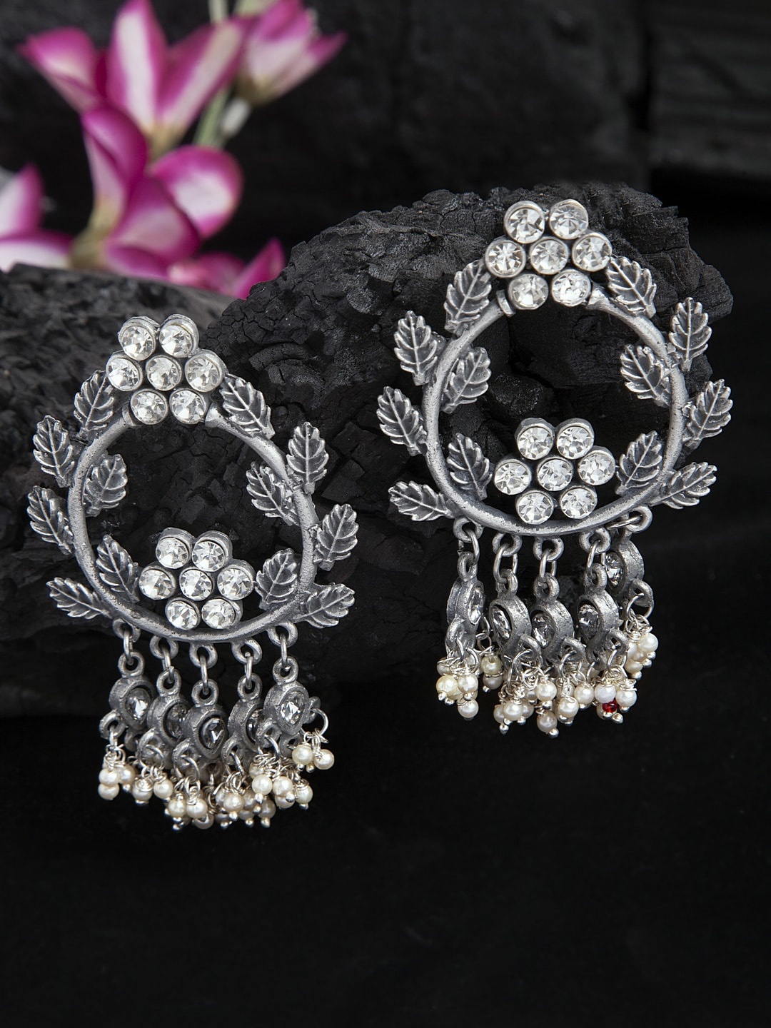 

Moedbuille Silver-Toned Floral Chandbalis