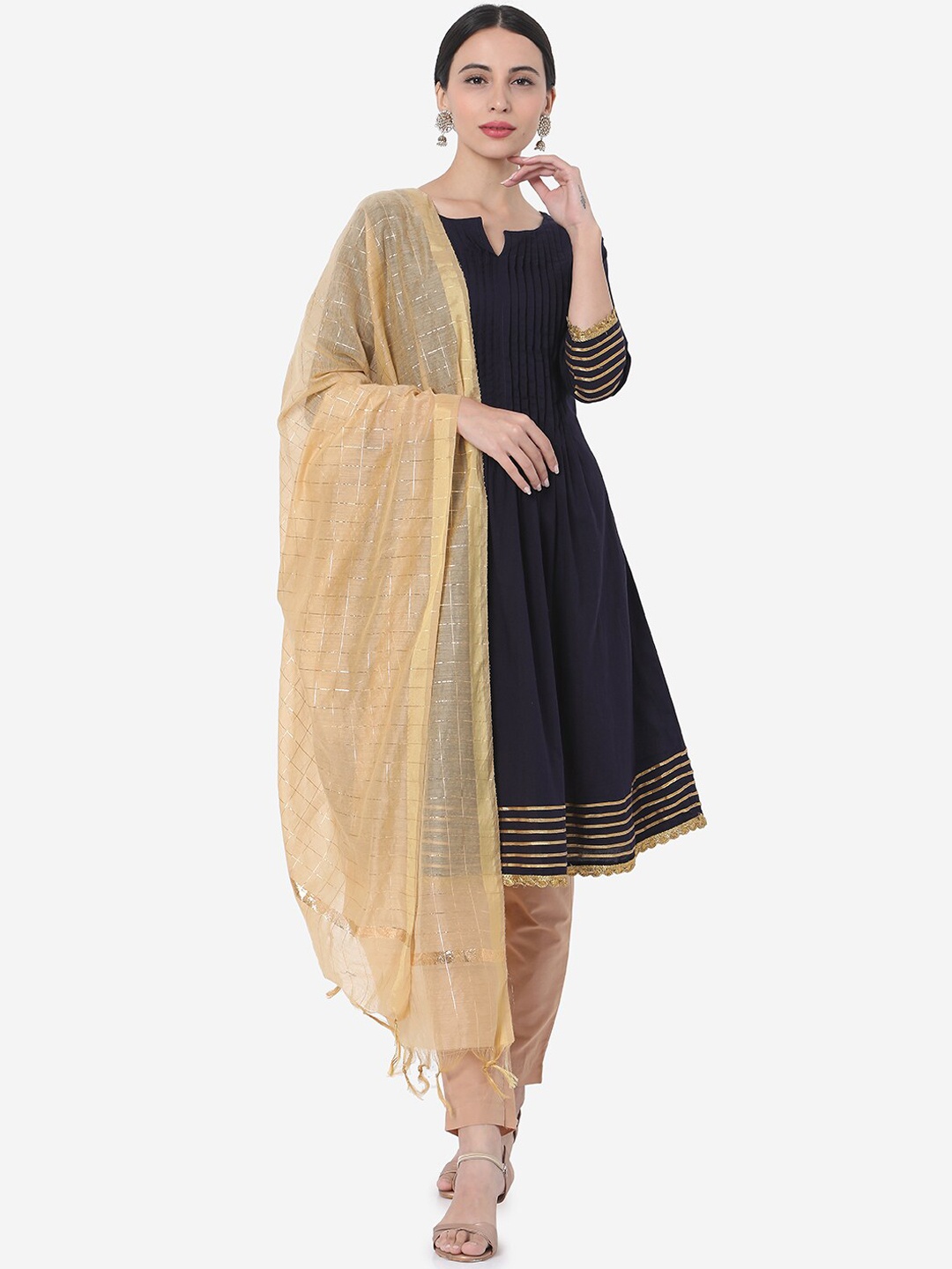 

Saanjh Women Navy Blue & Brown Solid Kurti with Trousers & Dupatta