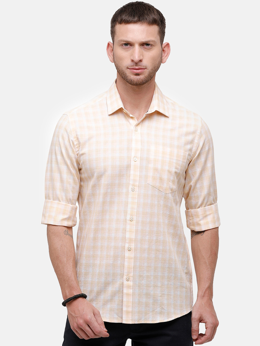 

CAVALLO by Linen Club Men Yellow Regular Fit Checked Casual Shirt