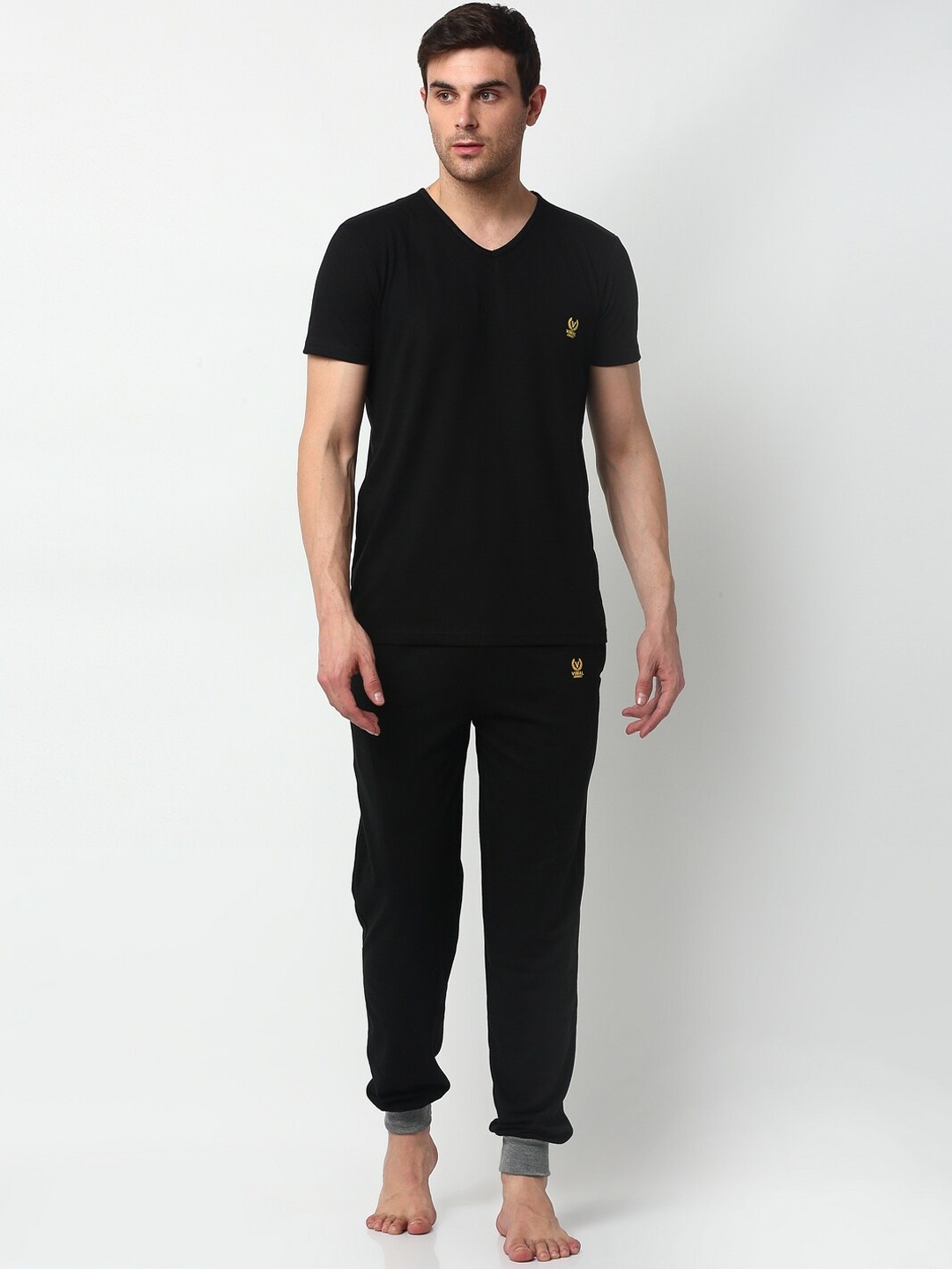 VIMAL JONNEY Men Black Solid Night suit