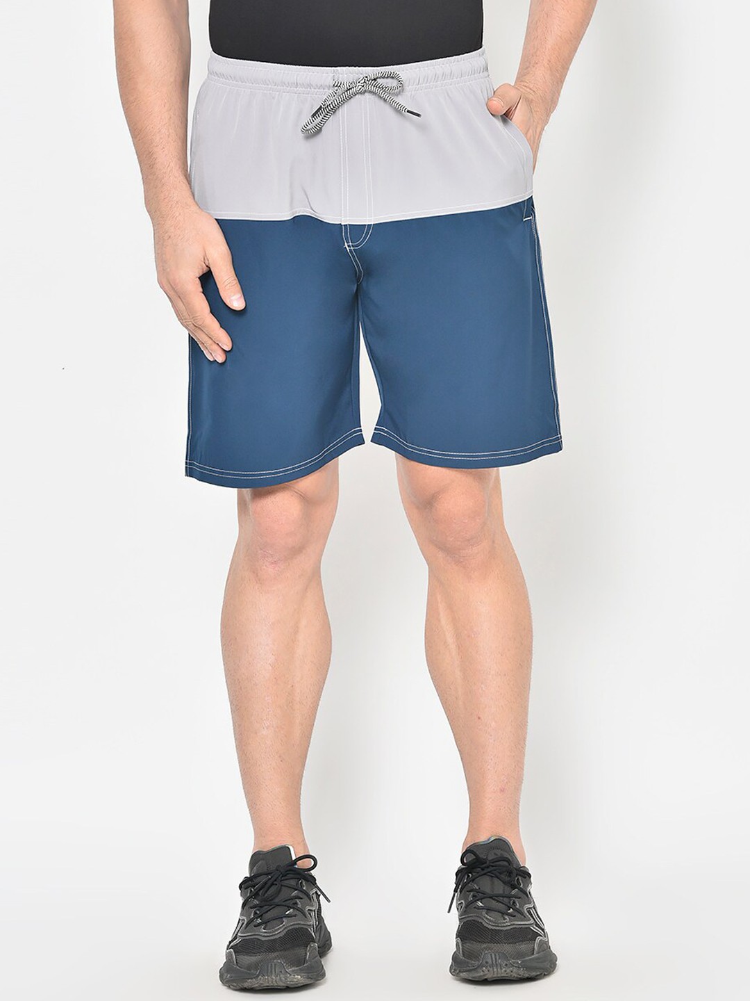 

American-Elm Men Grey & Blue Colourblocked Regular Fit Regular Shorts