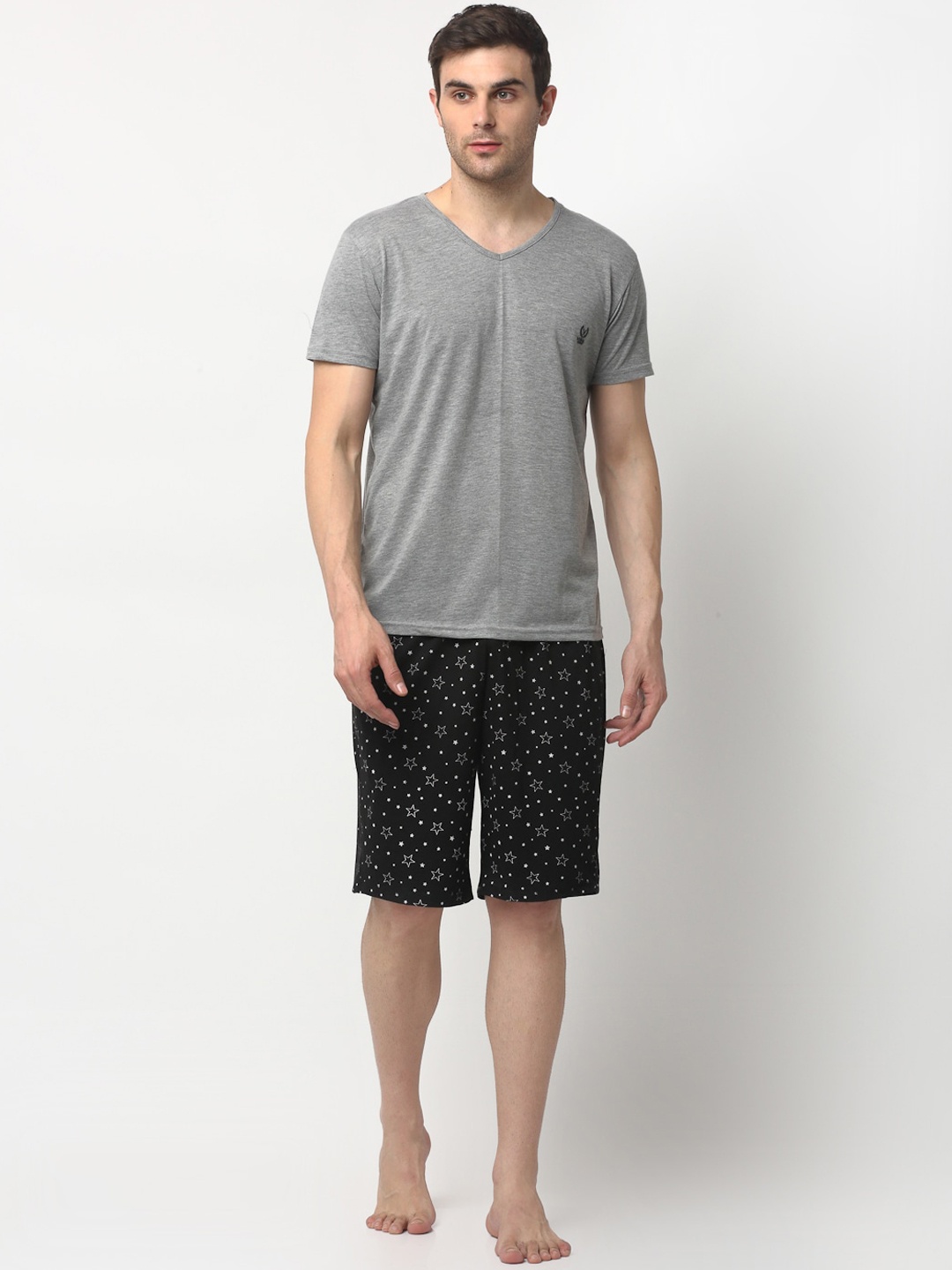 

VIMAL JONNEY Men Grey Melange & Black Solid Night suit