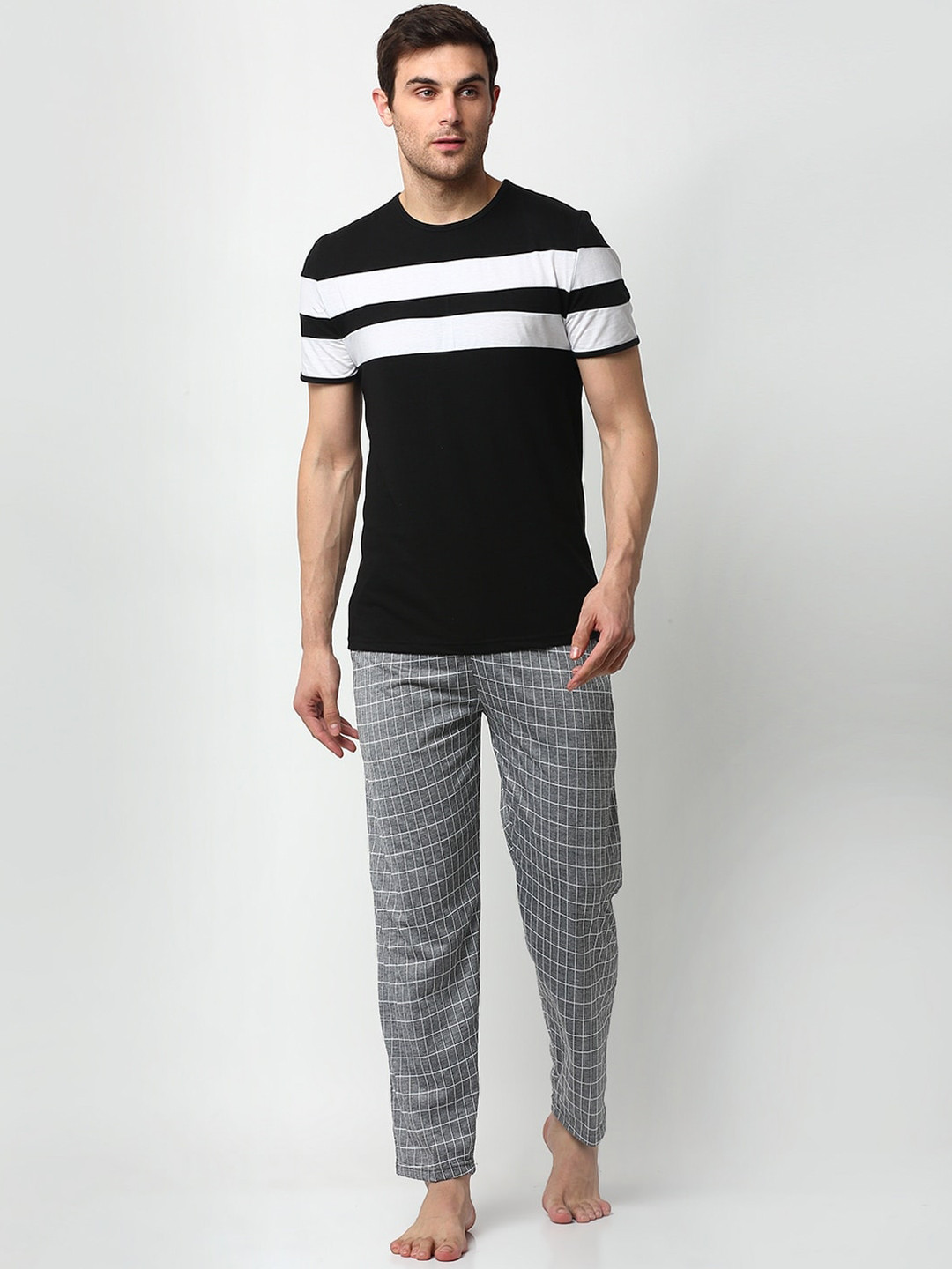 

VIMAL JONNEY Men Black & Grey Striped Night suit