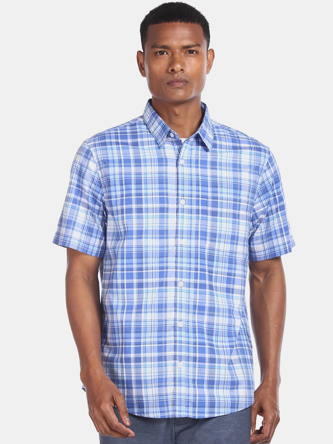

Ruggers Men Blue Regular Fit Checked Casual Shirt