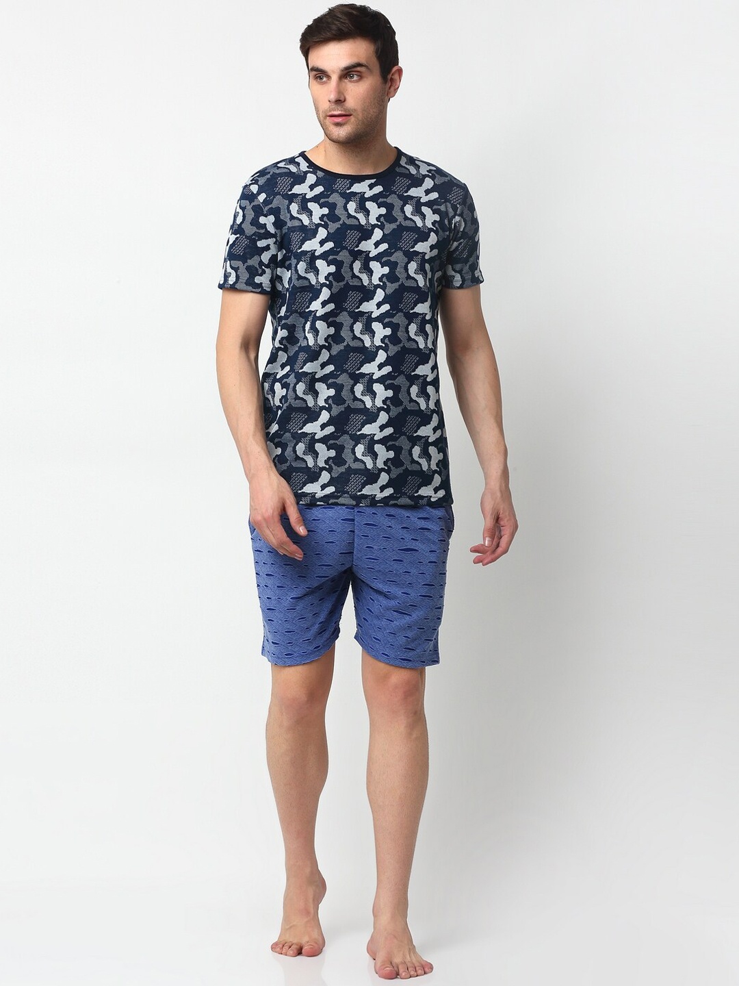 

VIMAL JONNEY Men Navy Blue & Blue Printed Night suit
