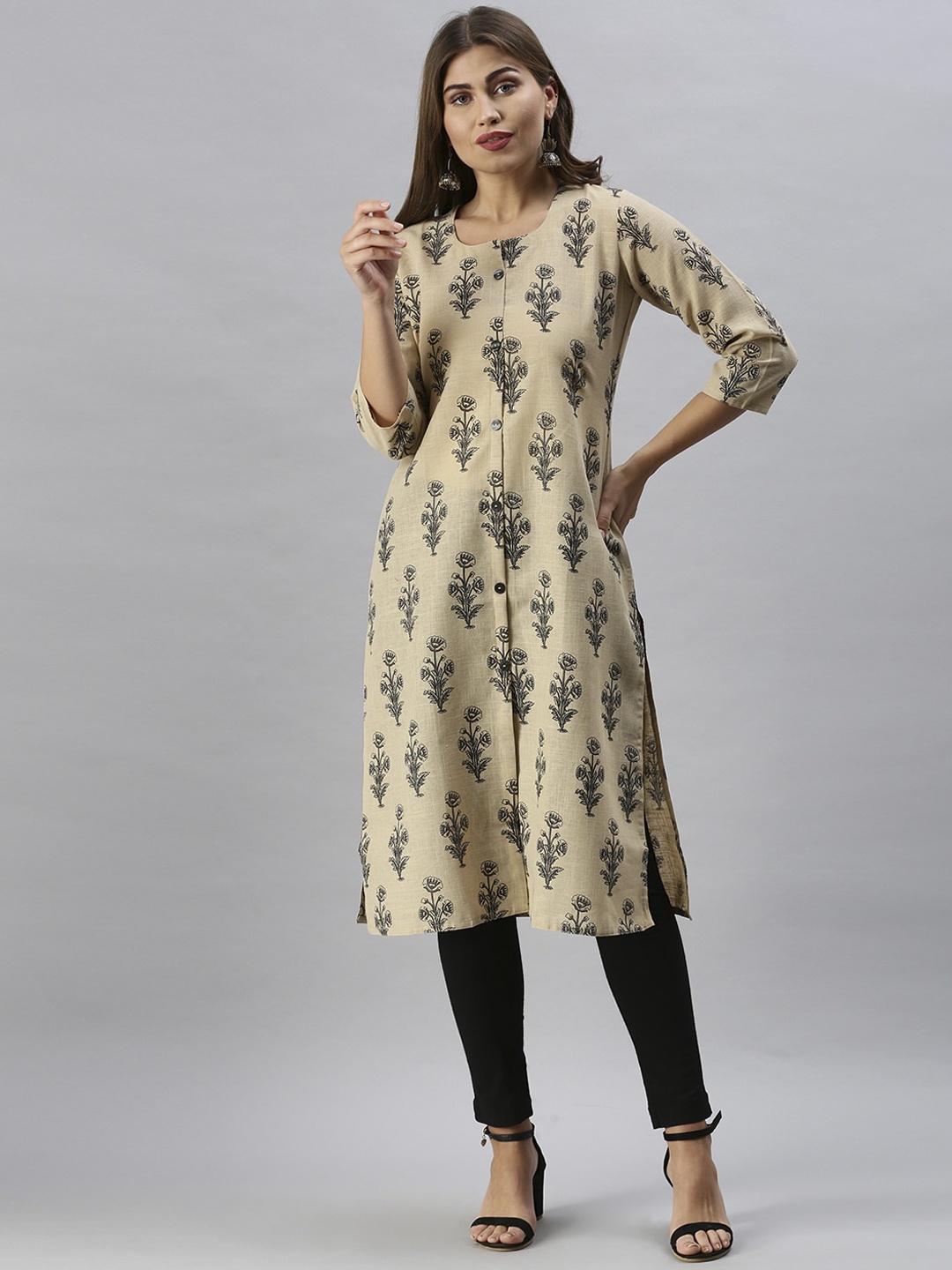 

Soch Women Beige & Black Floral Printed Floral Kurta
