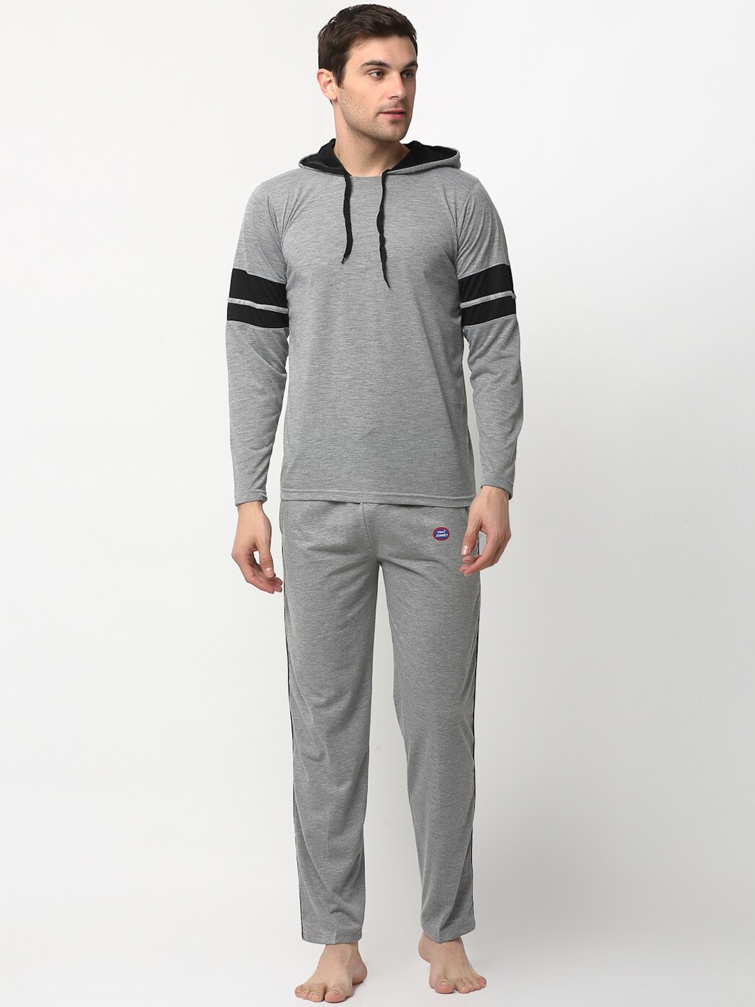 

VIMAL JONNEY Men Grey Melange Solid Night suit
