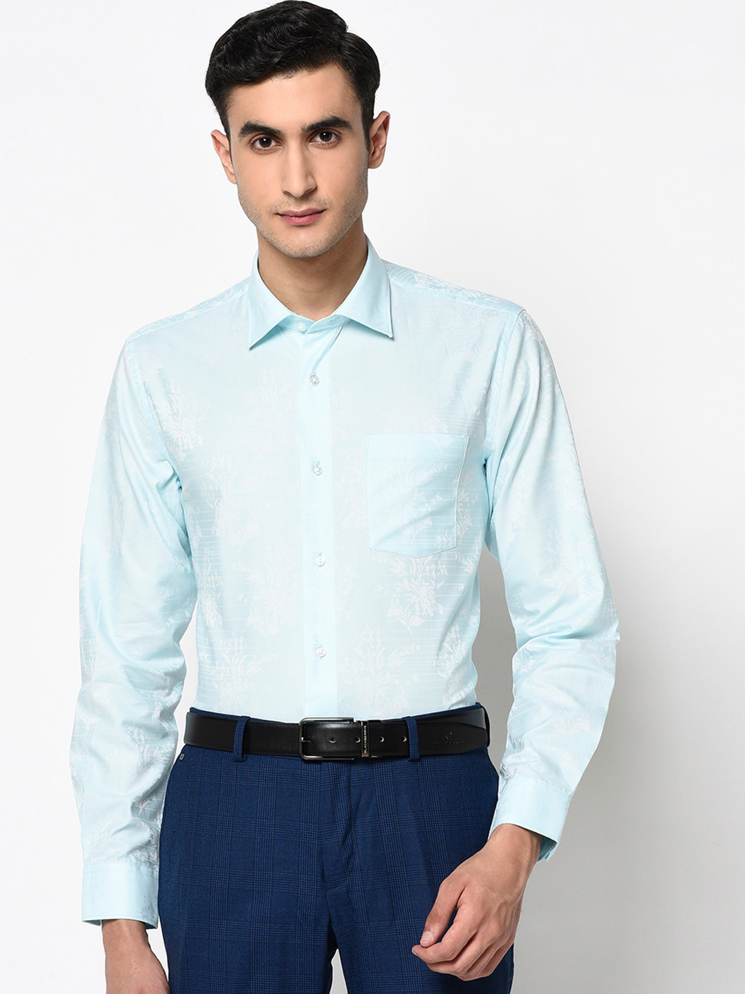 

Blackberrys Men Blue Slim Fit Striped Formal Shirt