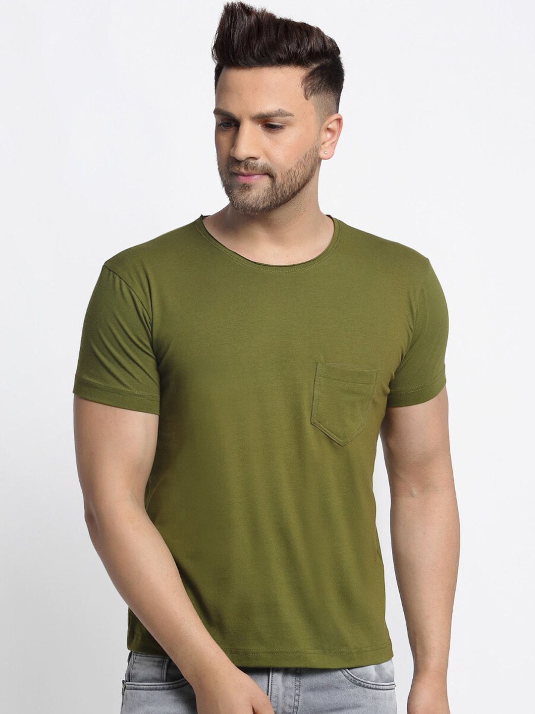 

Friskers Men Olive Green Solid Round Neck Pure Cotton T-shirt