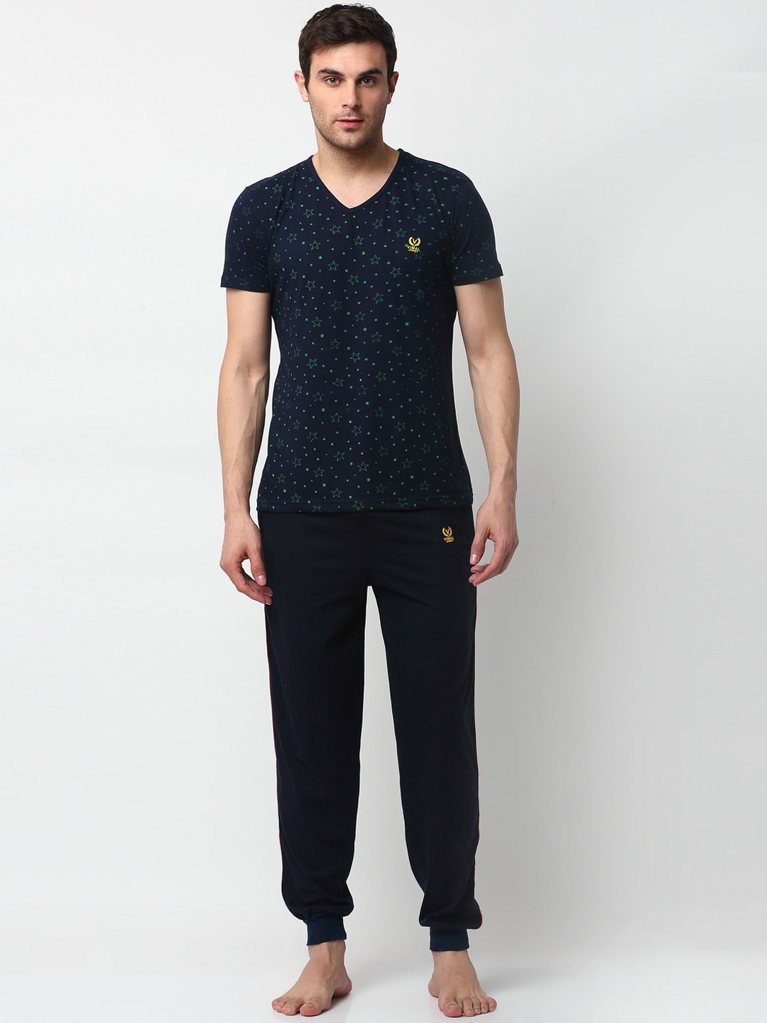 

VIMAL JONNEY Men Navy Blue & Green Printed Night suit