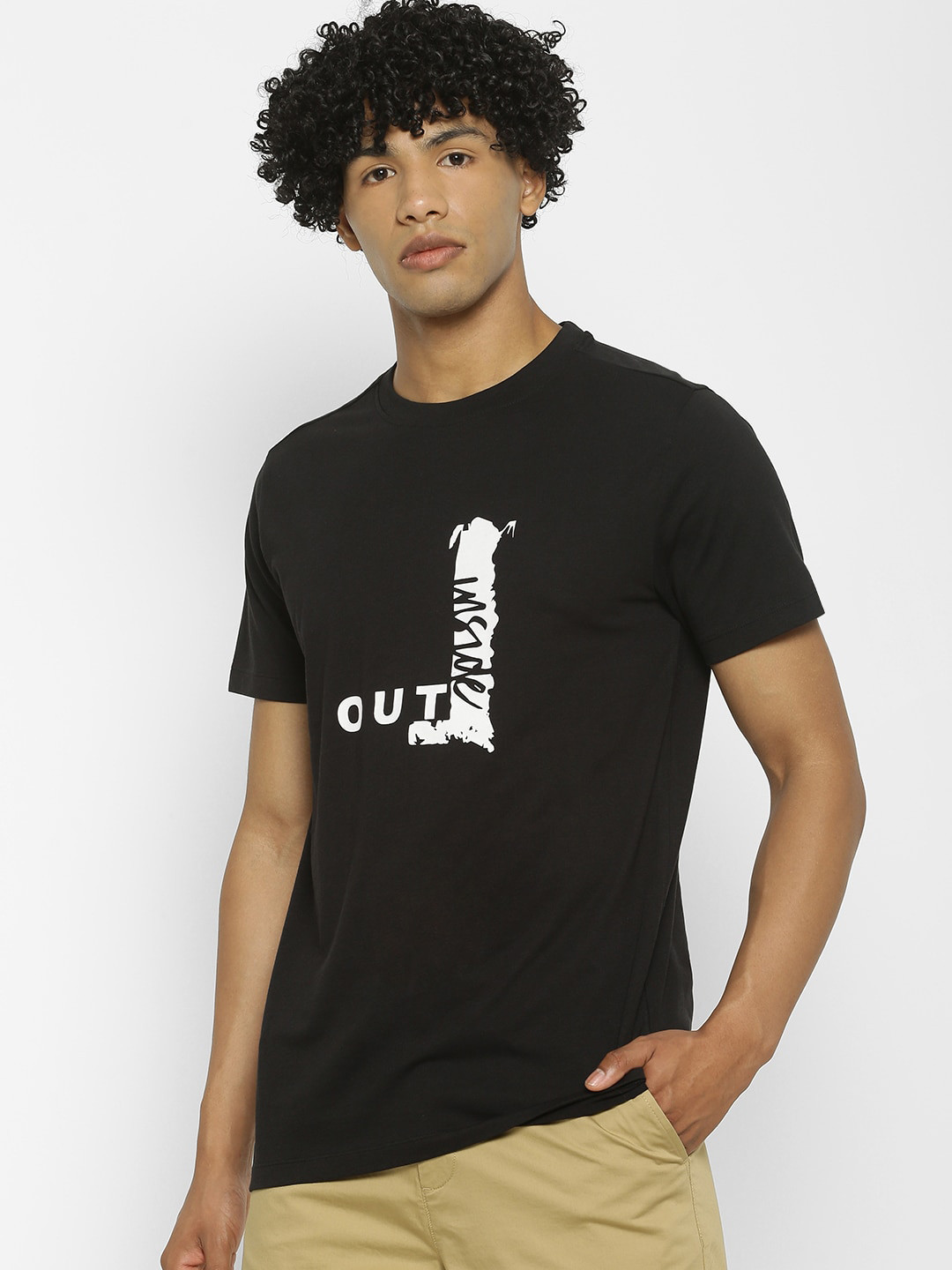

FOREVER 21 Men Black Printed Round Neck T-shirt