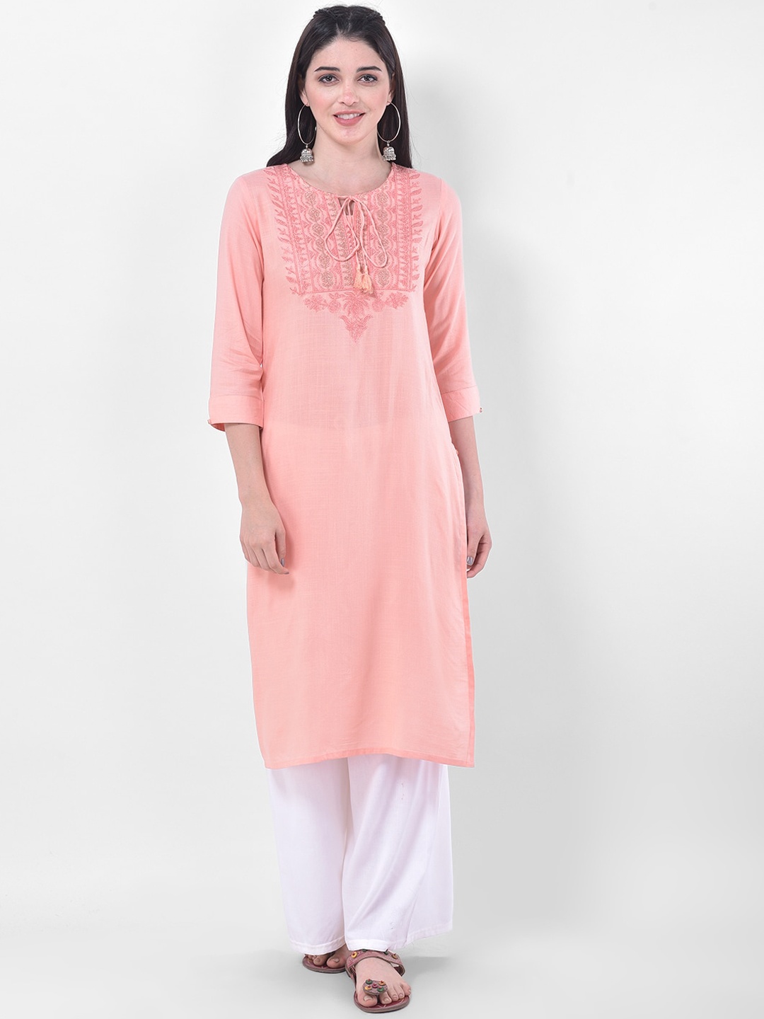 

Span Women Pink Yoke Design Thread Work Kurta