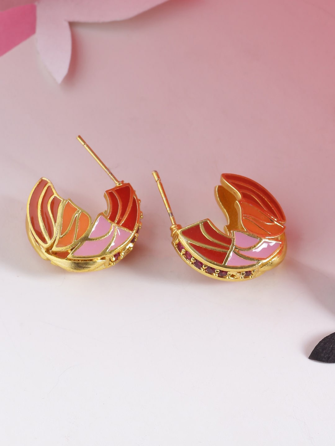 

Voylla Gold-Toned Contemporary Studs