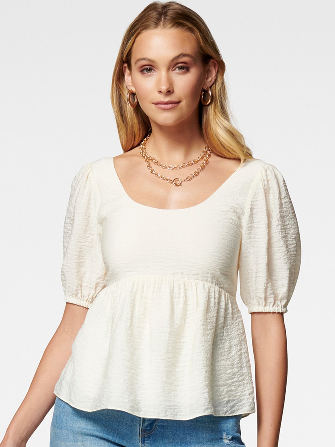 

Forever New Cream-Coloured Puff Sleeves Empire Top
