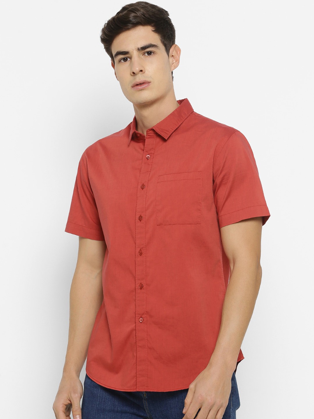 

FOREVER 21 Men Red Slim Fit Solid Casual Shirt