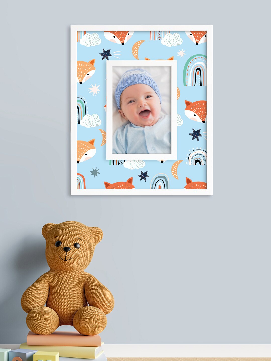 RANDOM White & Blue Printed Wall Photo Frame