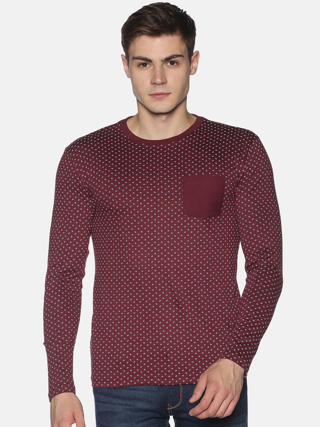 

UrGear Men Burgundy Self Design Round Neck T-shirt
