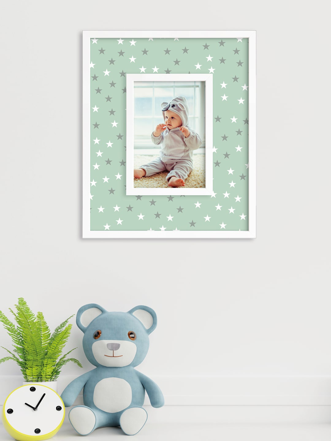 

RANDOM Green & White Printed Synthetic MDF Wood Individual Wall Photo Frame