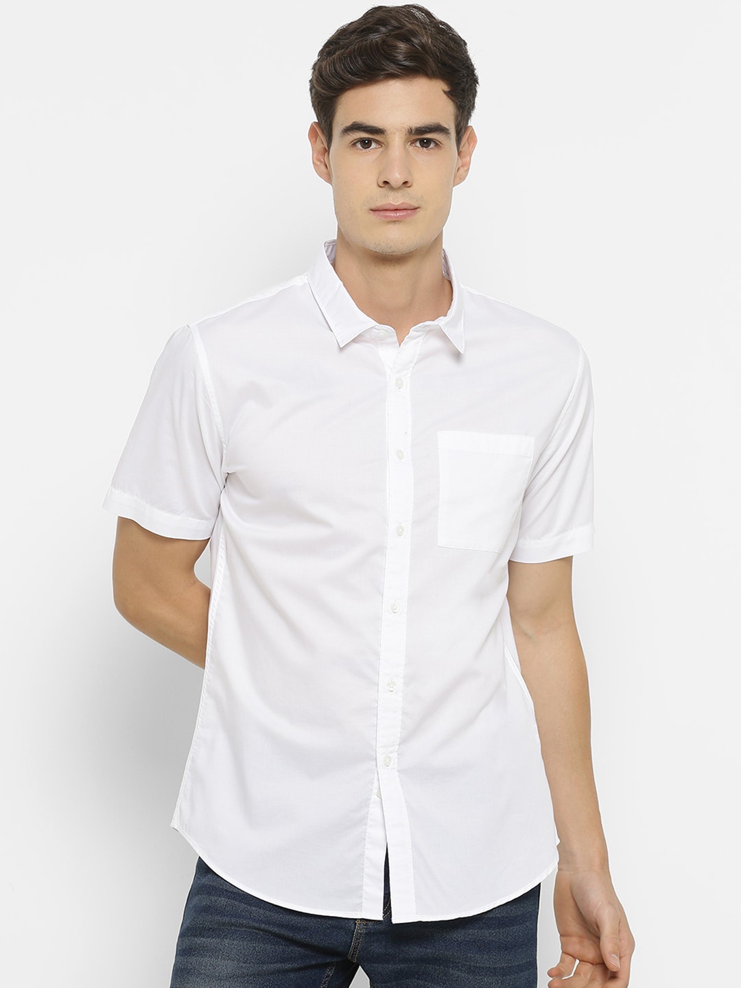 

FOREVER 21 Men White Slim Fit Solid Casual Shirt
