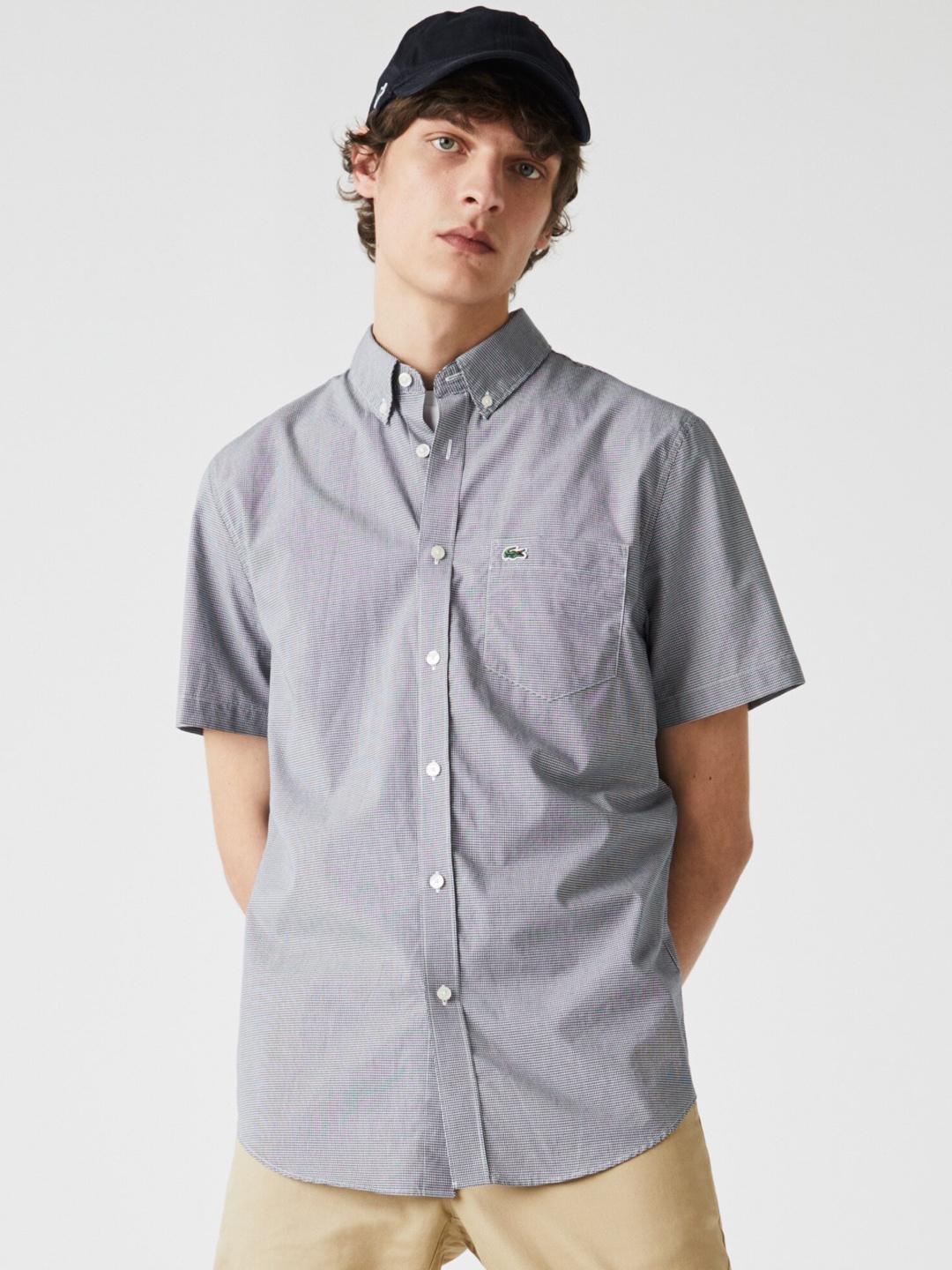 

Lacoste Men White & Black Regular Fit Striped Pure Cotton Casual Shirt