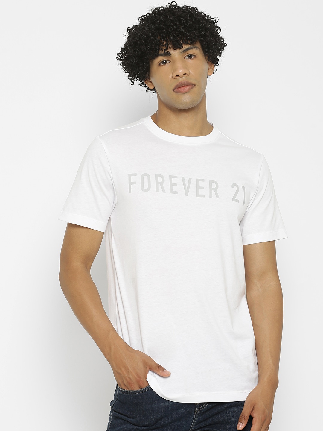 

FOREVER 21 Men White Printed Round Neck T-shirt