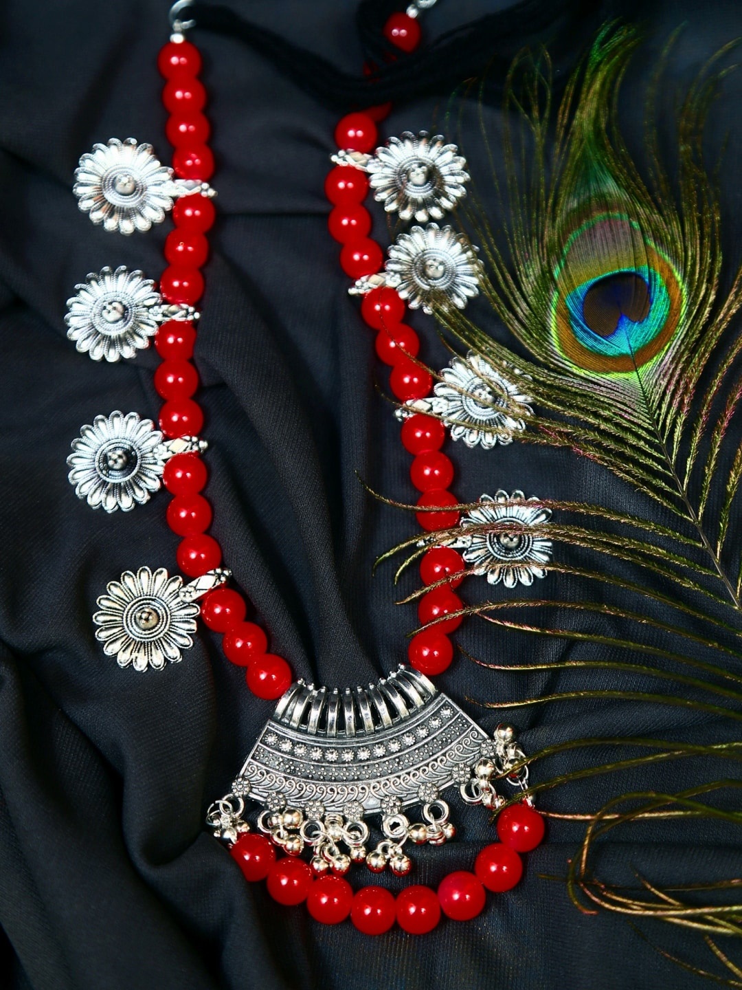 

Crunchy Fashion Silver-Toned & Red Alloy Silver-Plated Oxidised Necklace