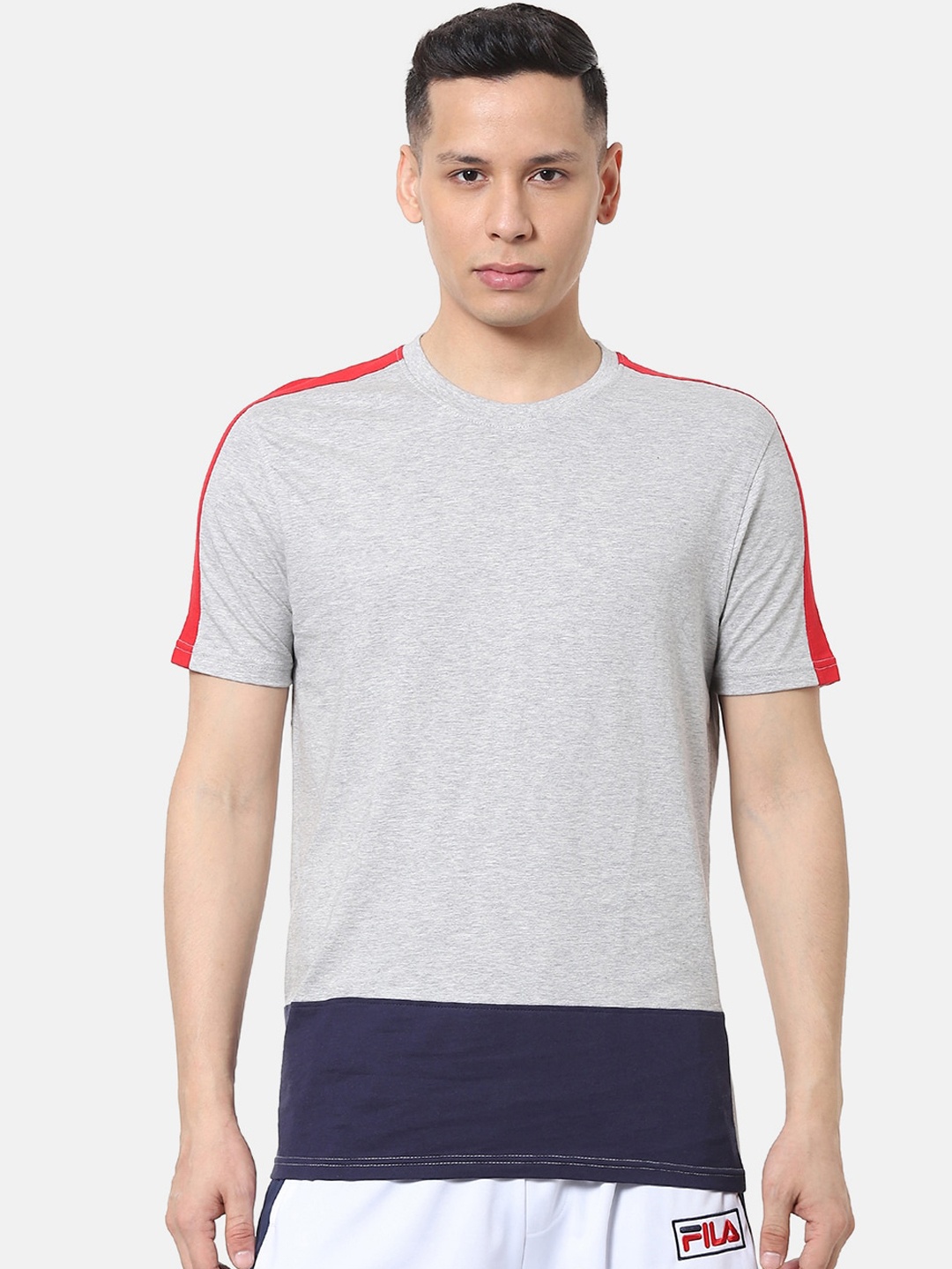FILA Men Grey Solid Round Neck T-shirt