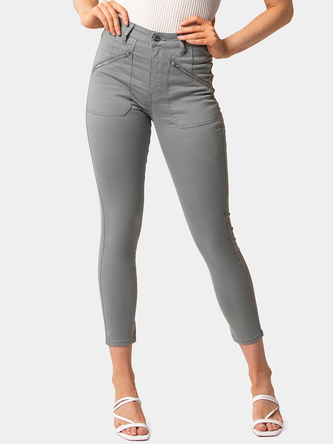 

Forever New Women Grey Skinny Fit Solid Regular Trousers