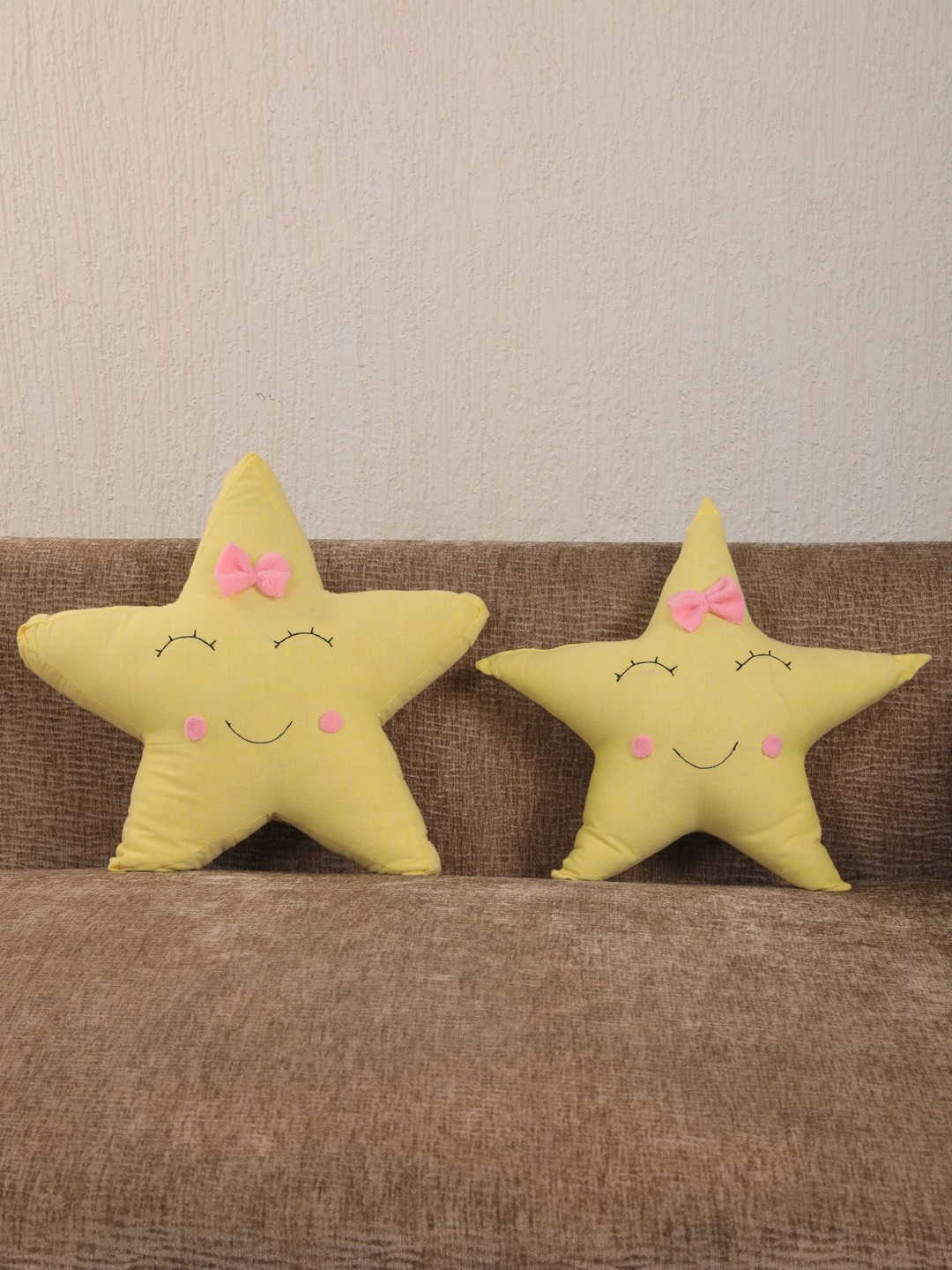 

YK Kids Set Of 2 Yellow Star-Shaped Cushions
