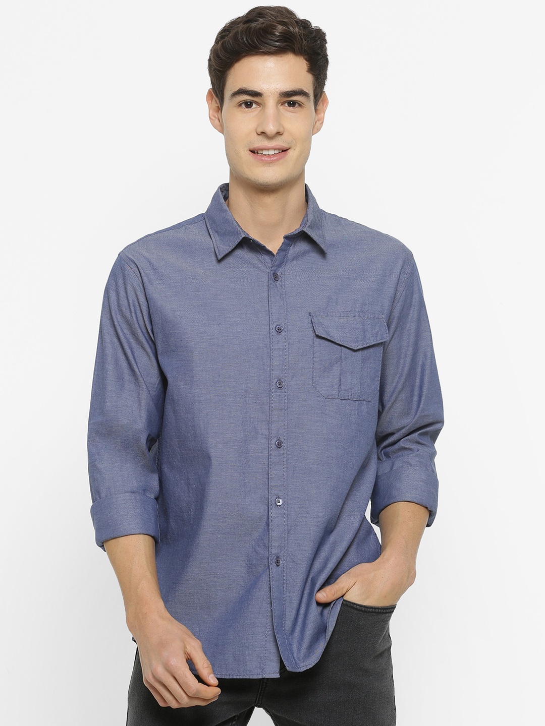 

FOREVER 21 Men Blue Slim Fit Solid Casual Shirt