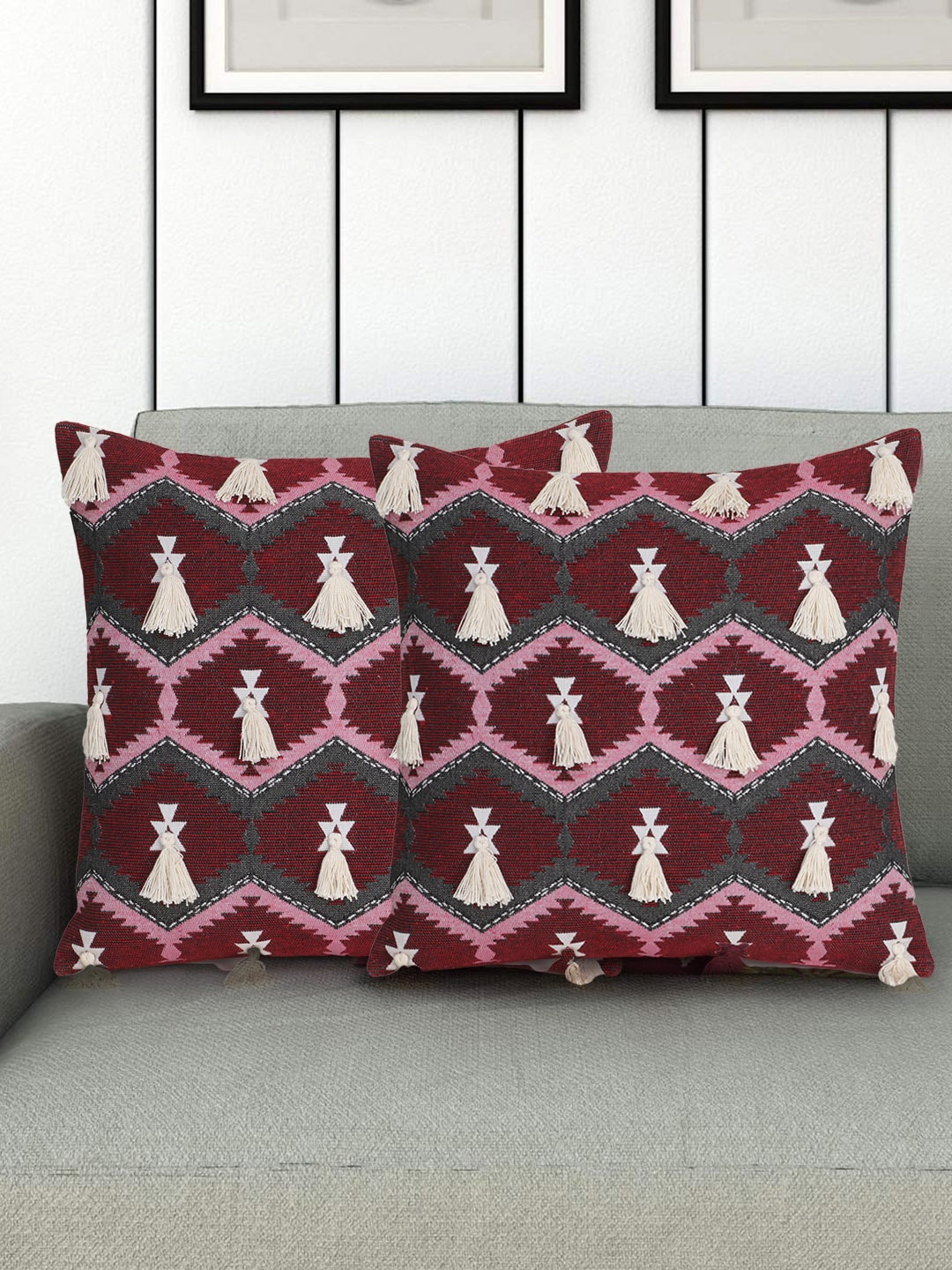

Mezposh Maroon & White Set of 2 Ethnic Motifs Square Cushion Covers